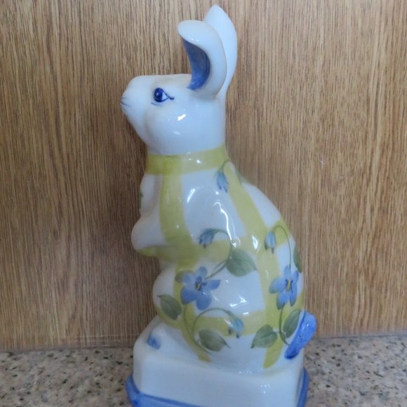 *Vintage* Andrea by Sadek Hand Painted RABBIT Figurine Ceramic Whimsical (K404) - Picture 2 of 7
